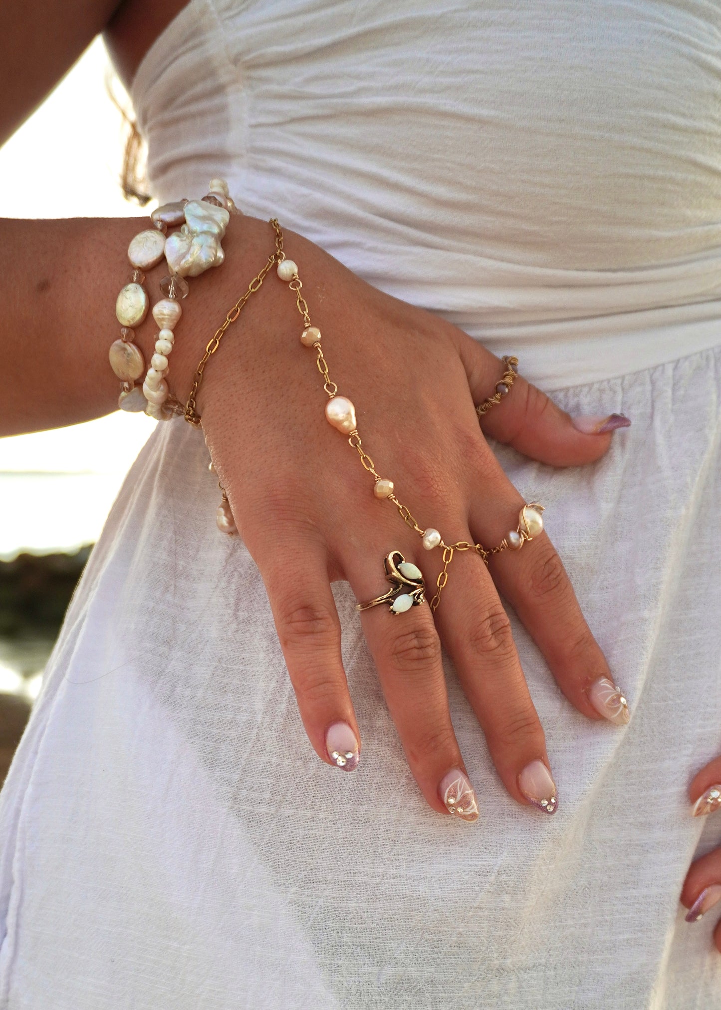 Pearlescent Hand Chain
