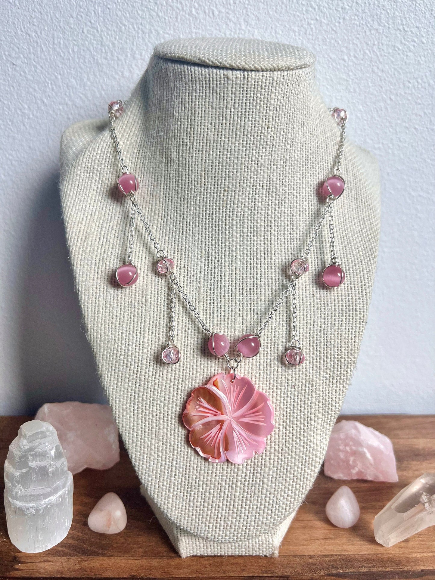 Aloha Pink Necklace Gold/Silver | Unique Hibiscus Jewelry | Mother of Pearl Necklace | Elegant Statement Piece | Flower Necklace