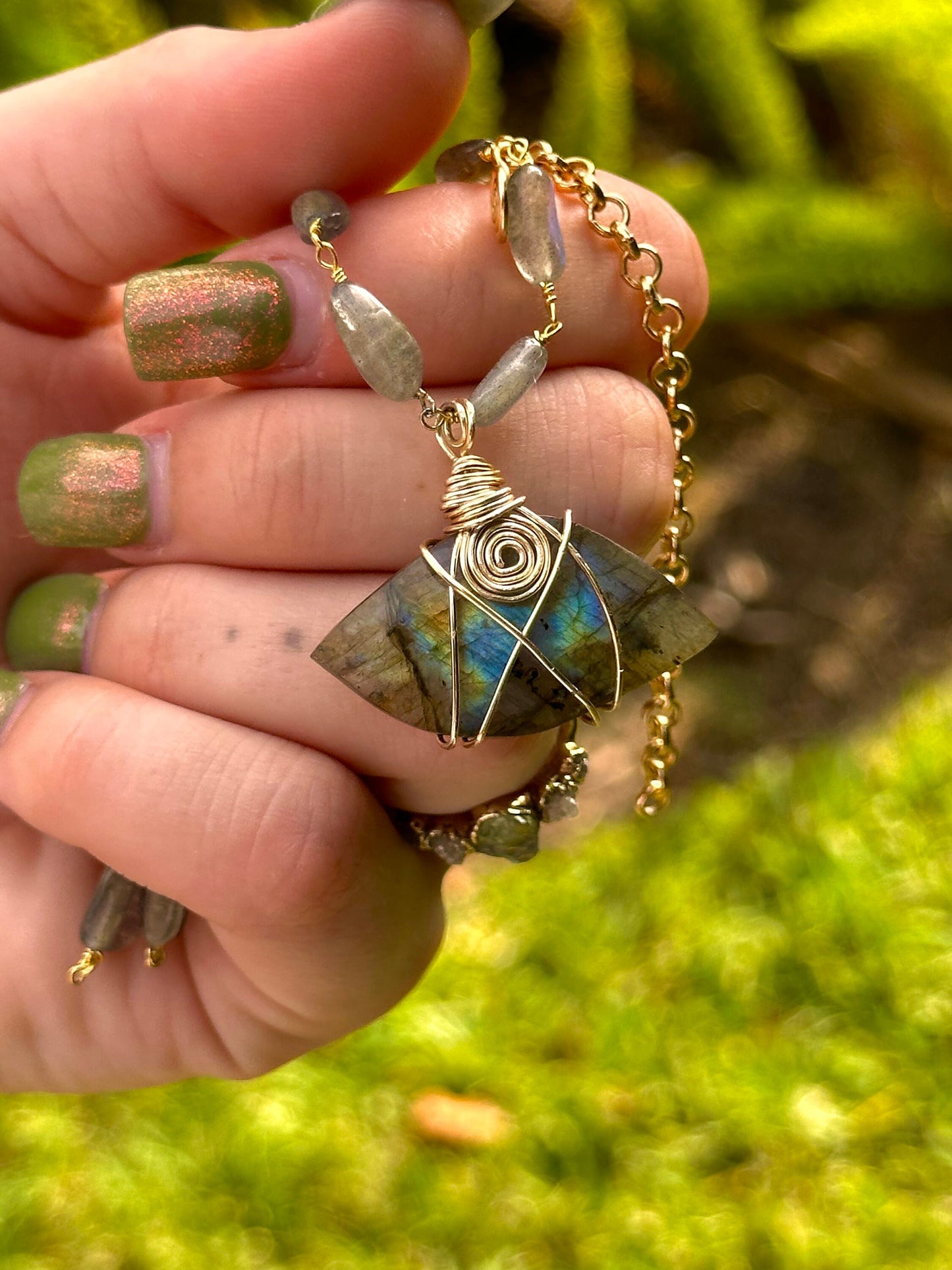 Evil Eye Beaded Crystal Necklace, Trendy Labradorite Jewelry, Gift for Her, Minimalist Gift, Labradorite Layering Necklace 14k Gold & Silver