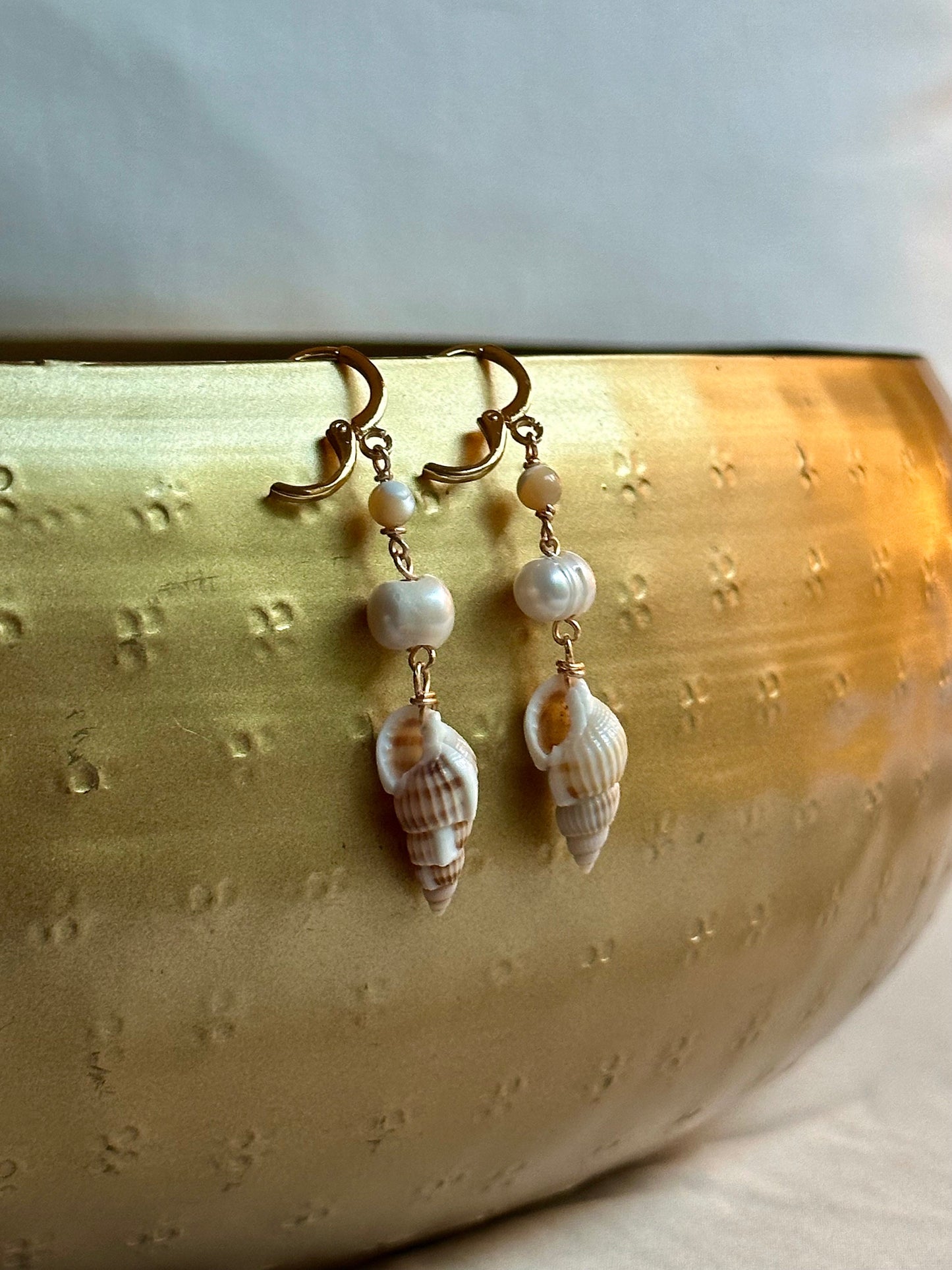 Pearl Dangle Crystal Earrings | Custom Crystal Earrings | Gold/Silver Hippie Crystal Earrings l Pearl Dangly Earrings