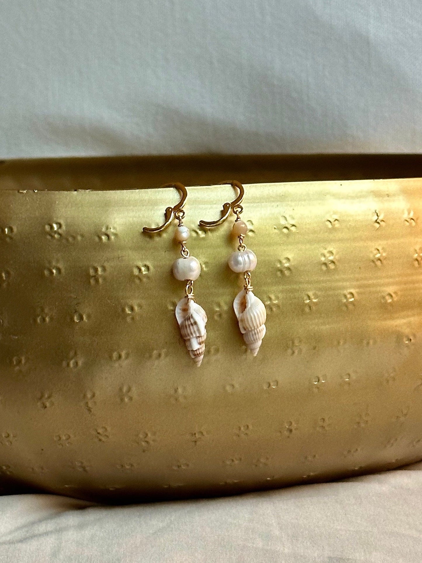 Pearl Dangle Crystal Earrings | Custom Crystal Earrings | Gold/Silver Hippie Crystal Earrings l Pearl Dangly Earrings