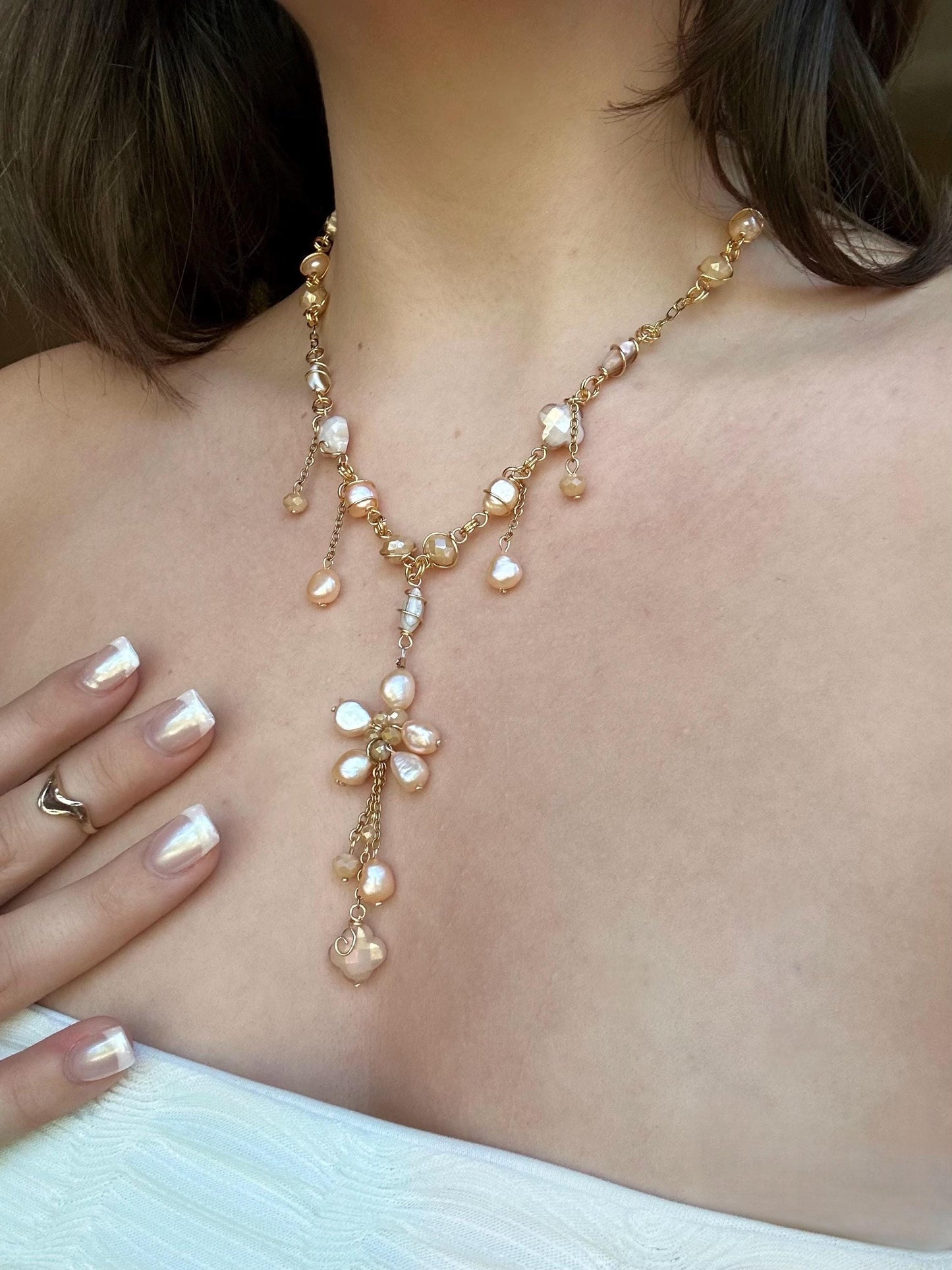 Pearl Flower Necklace Gold/Silver | Unique Peach Pearl Jewelry | Pearl Necklace | Elegant Statement Piece | Spring Bridal Pearl Necklace
