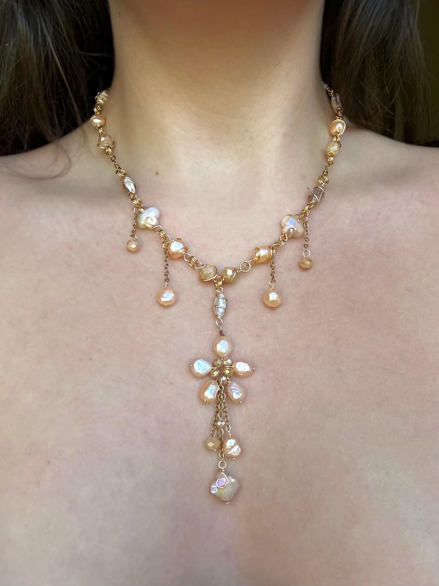 Pearl Flower Necklace Gold/Silver | Unique Peach Pearl Jewelry | Pearl Necklace | Elegant Statement Piece | Spring Bridal Pearl Necklace