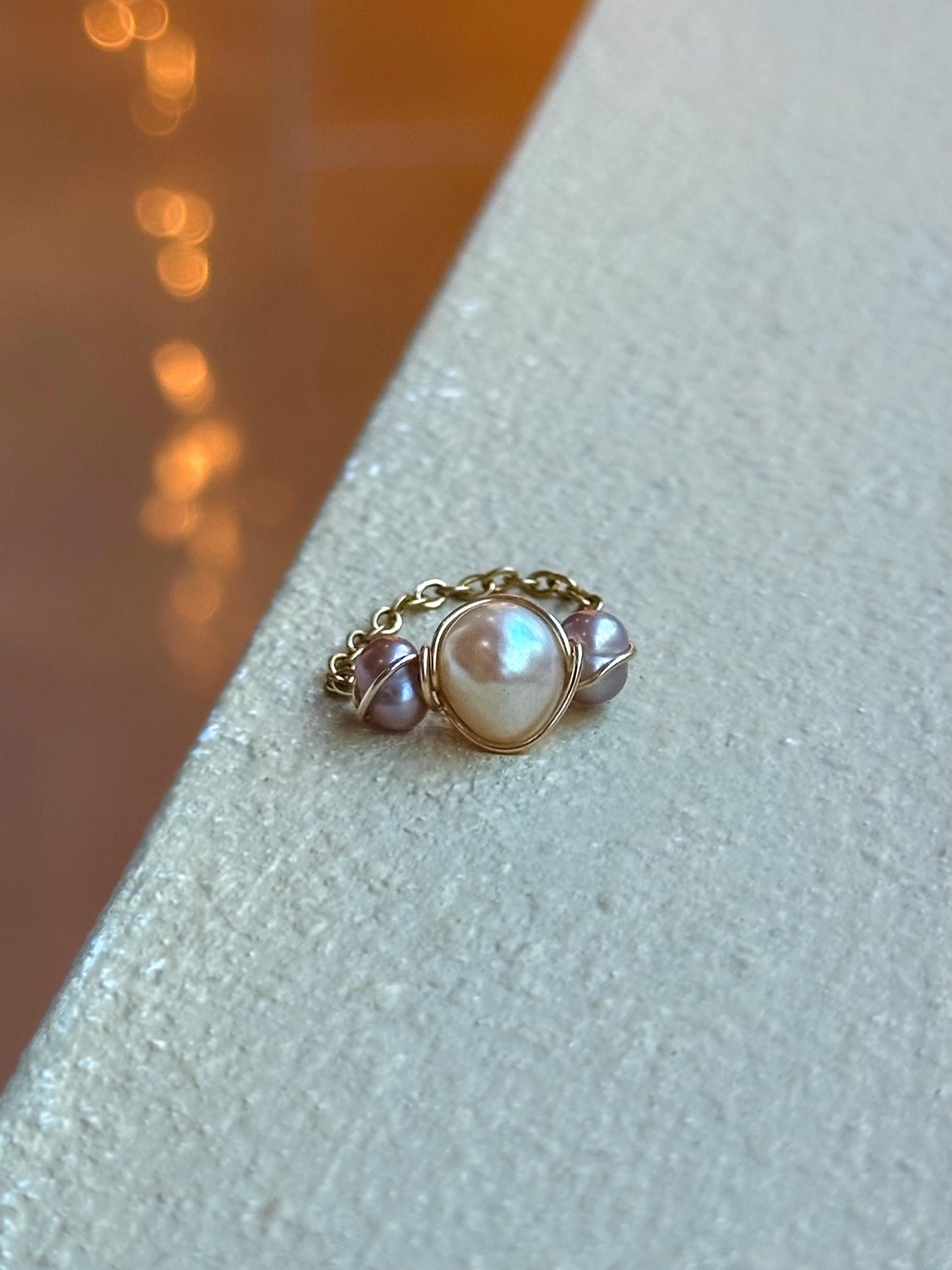 Unique Colored Pearl Chain Ring, Non-Tarnishing Ring, Pearl Jewelry, Mermaid Aesthetic Ring, Ocean Themed Jewelry, Handmade Pearl Ring