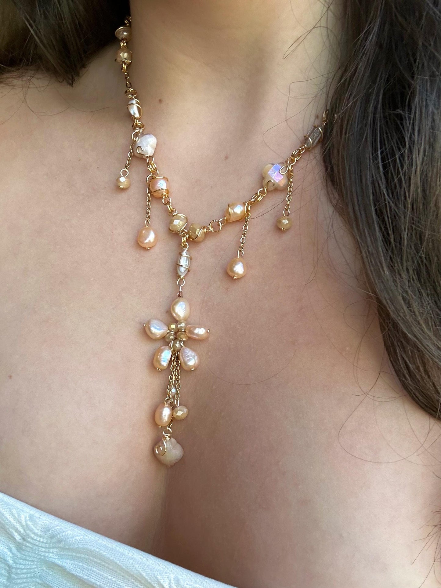 Pearl Flower Necklace Gold/Silver | Unique Peach Pearl Jewelry | Pearl Necklace | Elegant Statement Piece | Spring Bridal Pearl Necklace