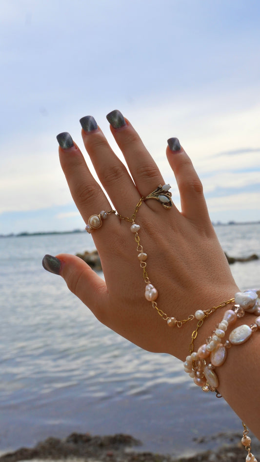 Pearlescent Hand Chain