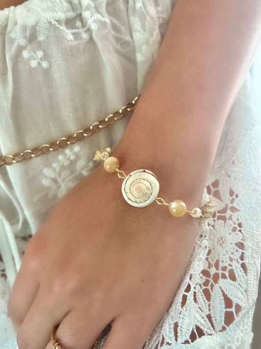 Unique Shell Bracelet | Mermaid Aesthetic | Seashell Charm Bracelet | Crystal Charm Bracelet | Beach Bracelet | Gold/Silver Shell Bracelet