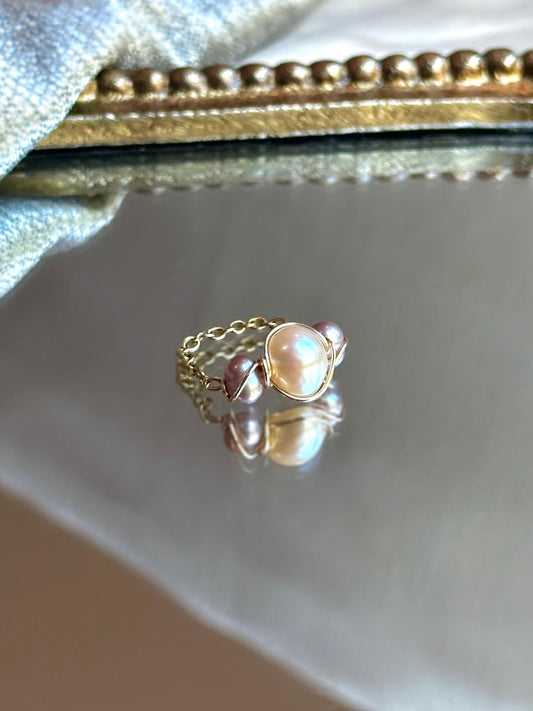 Unique Colored Pearl Chain Ring, Non-Tarnishing Ring, Pearl Jewelry, Mermaid Aesthetic Ring, Ocean Themed Jewelry, Handmade Pearl Ring