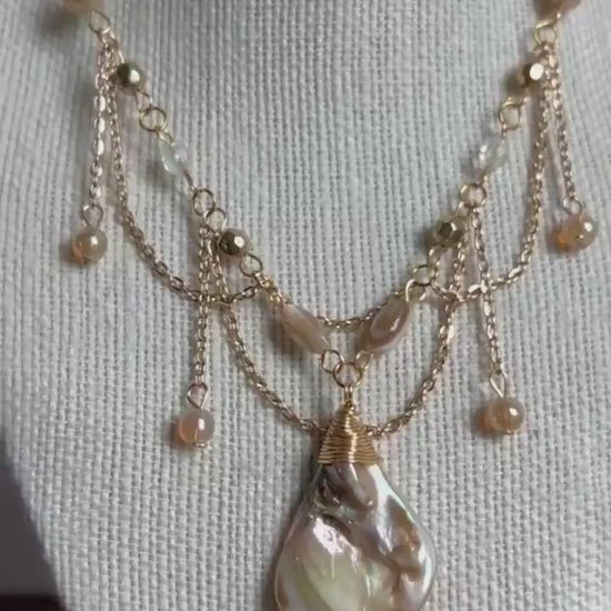 Gold/Silver Pearl Under the Sea Necklace | Unique Pearl Jewelry | Mother of Pearl Necklace | Elegant Statement Piece | Bridal Pearl Necklace