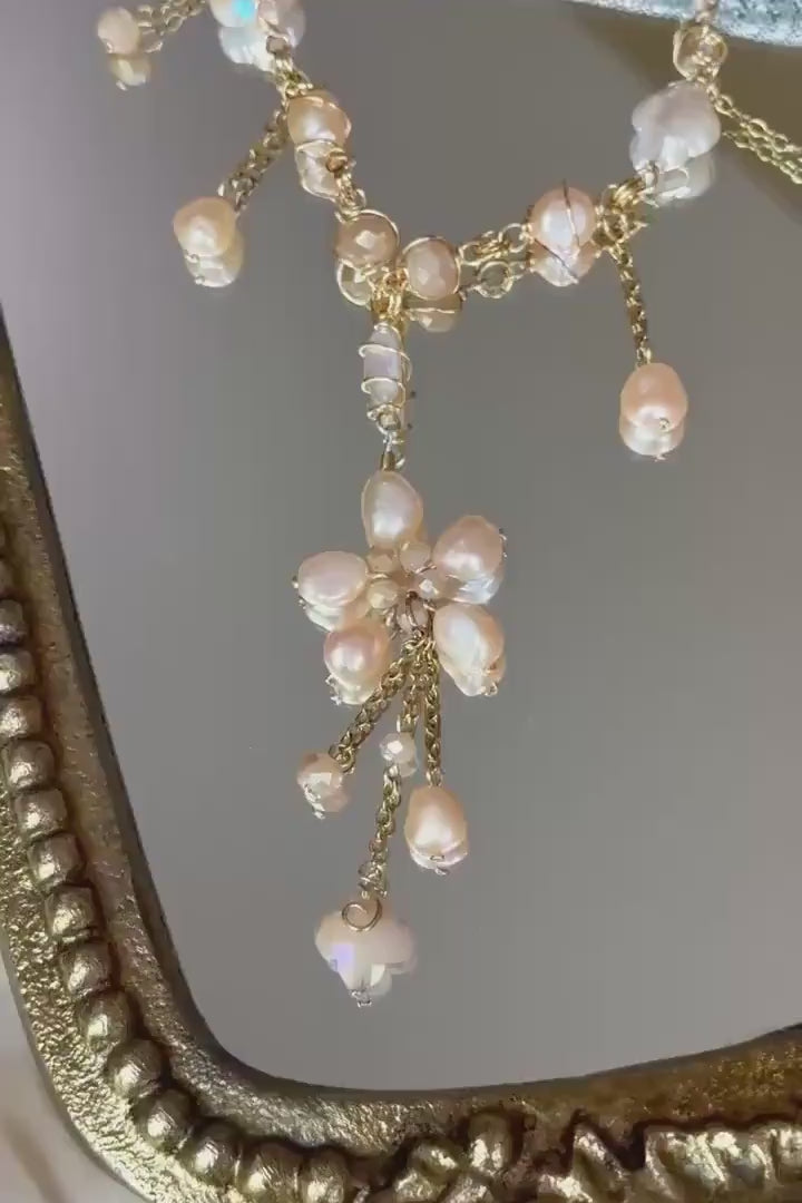Pearl Flower Necklace Gold/Silver | Unique Peach Pearl Jewelry | Pearl Necklace | Elegant Statement Piece | Spring Bridal Pearl Necklace